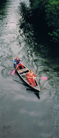 Samen met Michael het canoe traject in Duitsland op de stuwmeren 